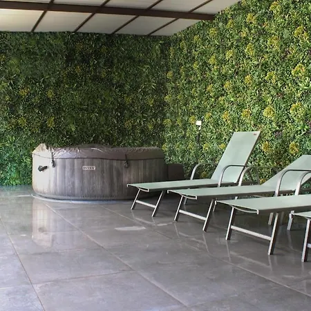 Rosa D'ouro House